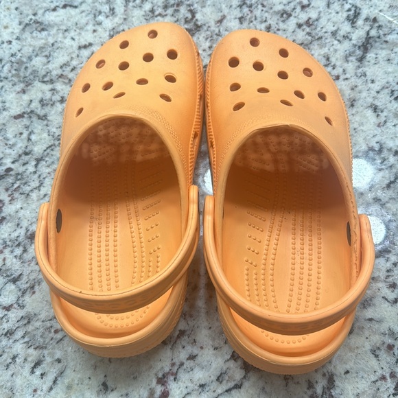 Crocs - Picture 3 of 5